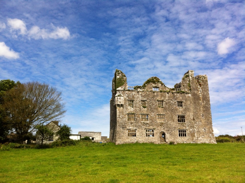 Leamanagh-Castle