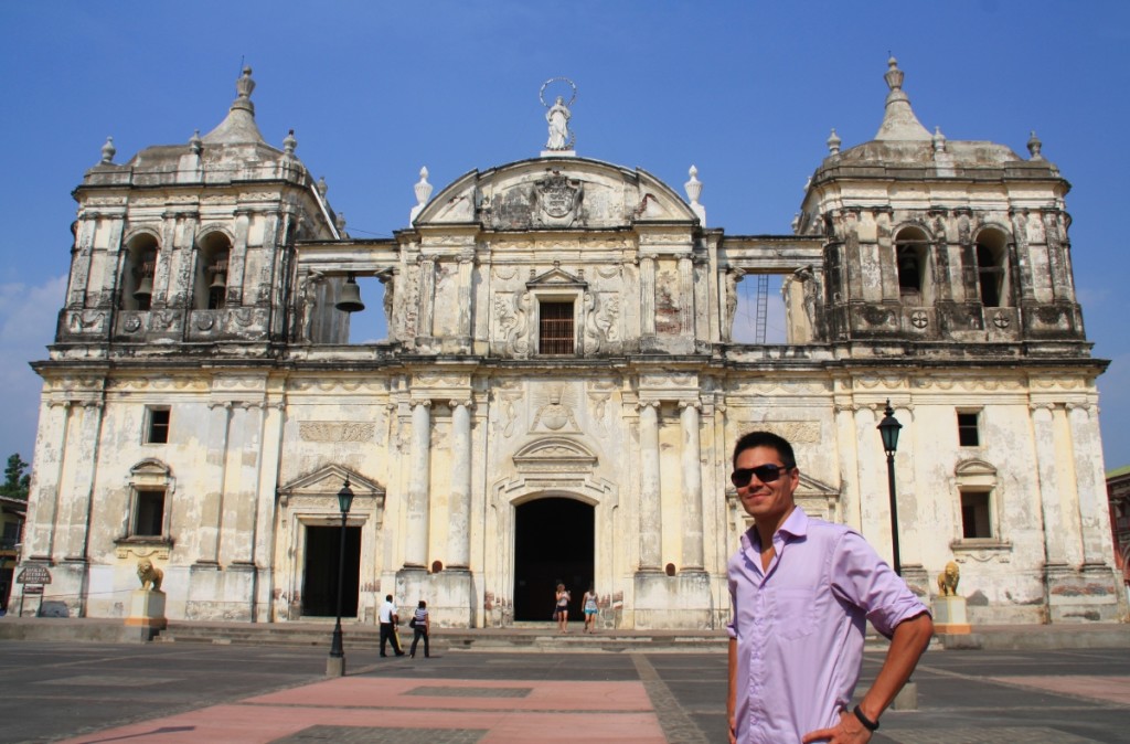 Made it to the largest cathedral in Central America!